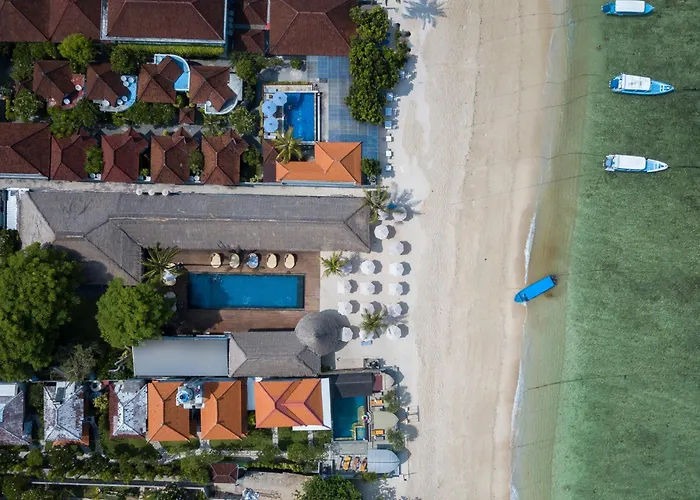 Lembongan Beach Club & Resort